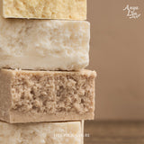 AnyaLyn Sea Salt Soap อัญญาลิน สบู่เกลือทะเลเพื่อผิวสะอาด สดชื่น เนียนนุ่ม (90g) - Organic Pavilion