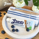 Grants of Australia Kids Natural Toothpaste (Fluoride Free) - Blueberry Burst  แกรนท์ ออฟ ออสเตรเลีย ยาสีฟันธรรมชาติสำหรับเด็ก สูตรบลูเบอร์รี่ เบิซท (75 g